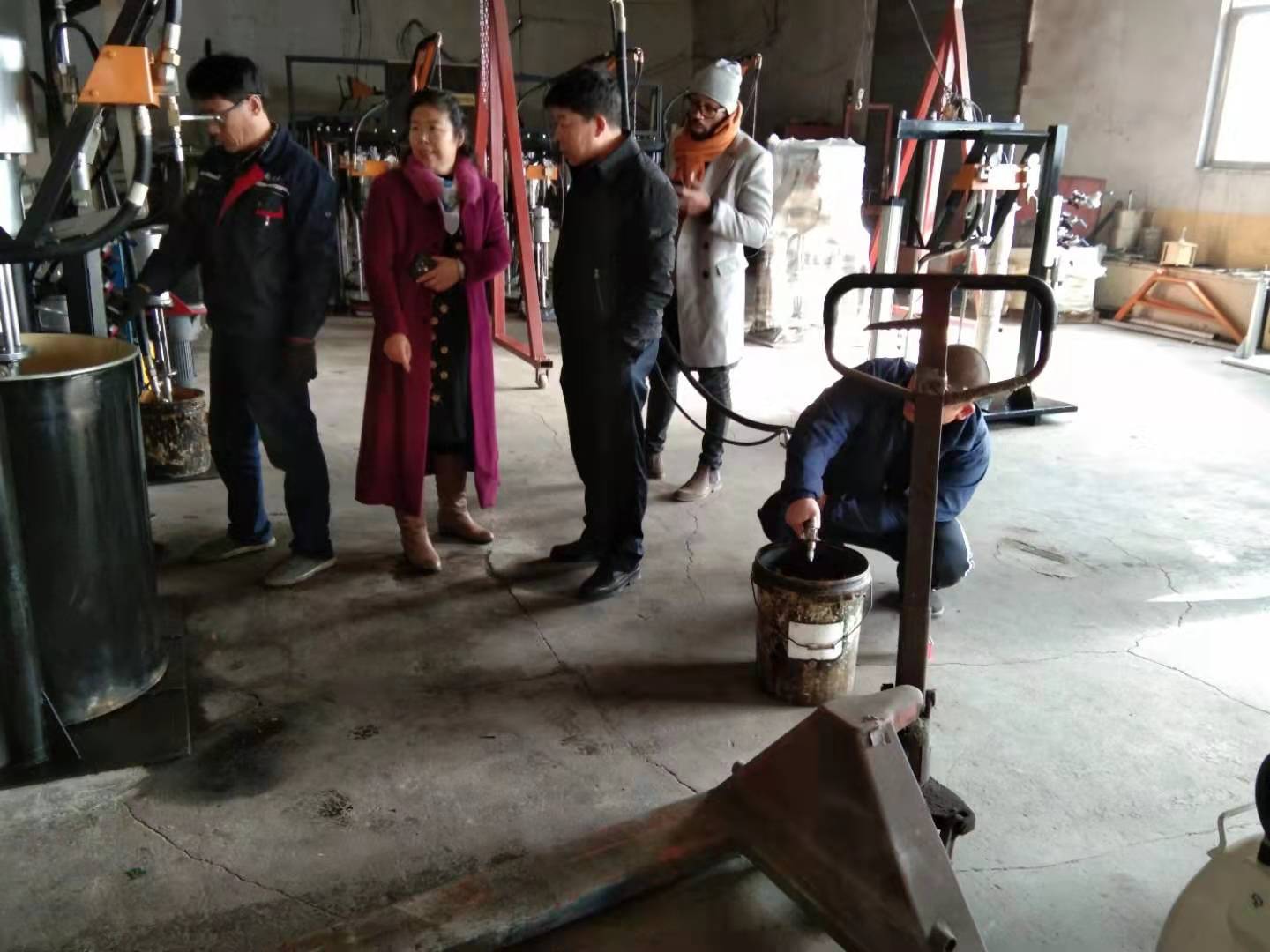 友人前來公司洽談業(yè)務！