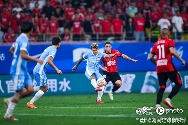 成都蓉城3-0河南，索羅金破門韋世豪拜合拉木建功