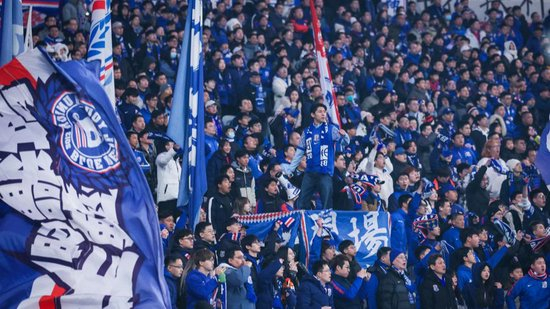 申花主場球市數(shù)據(jù)：場均2.8萬人，周邊銷售破千萬，五年增長五倍
