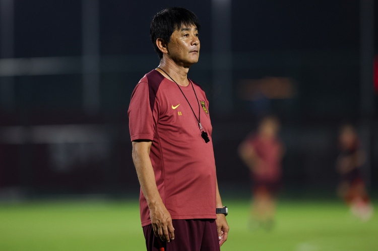 U17國足兩連?。簜骺厥矢丛谂囵B(yǎng)體系，非教練臨場