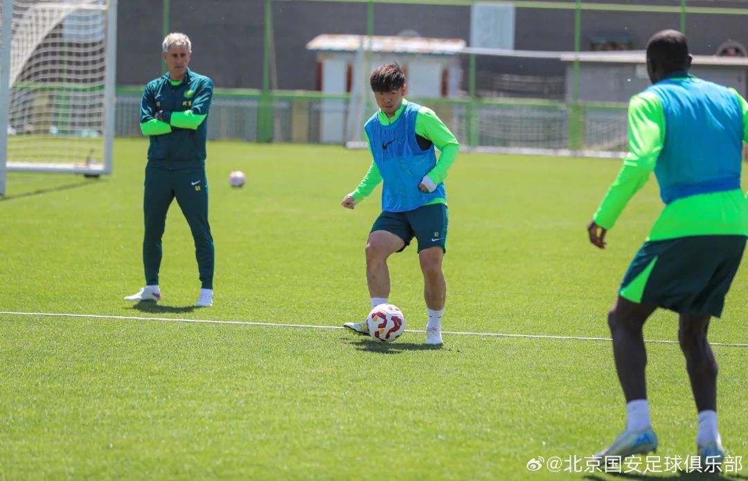 五連勝創(chuàng)隊史紀錄，國安卻因訓練場自曝尷尬