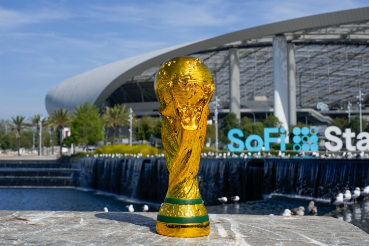 FIFA警告世界杯球迷：臟話、不雅手勢(shì)將直接驅(qū)逐