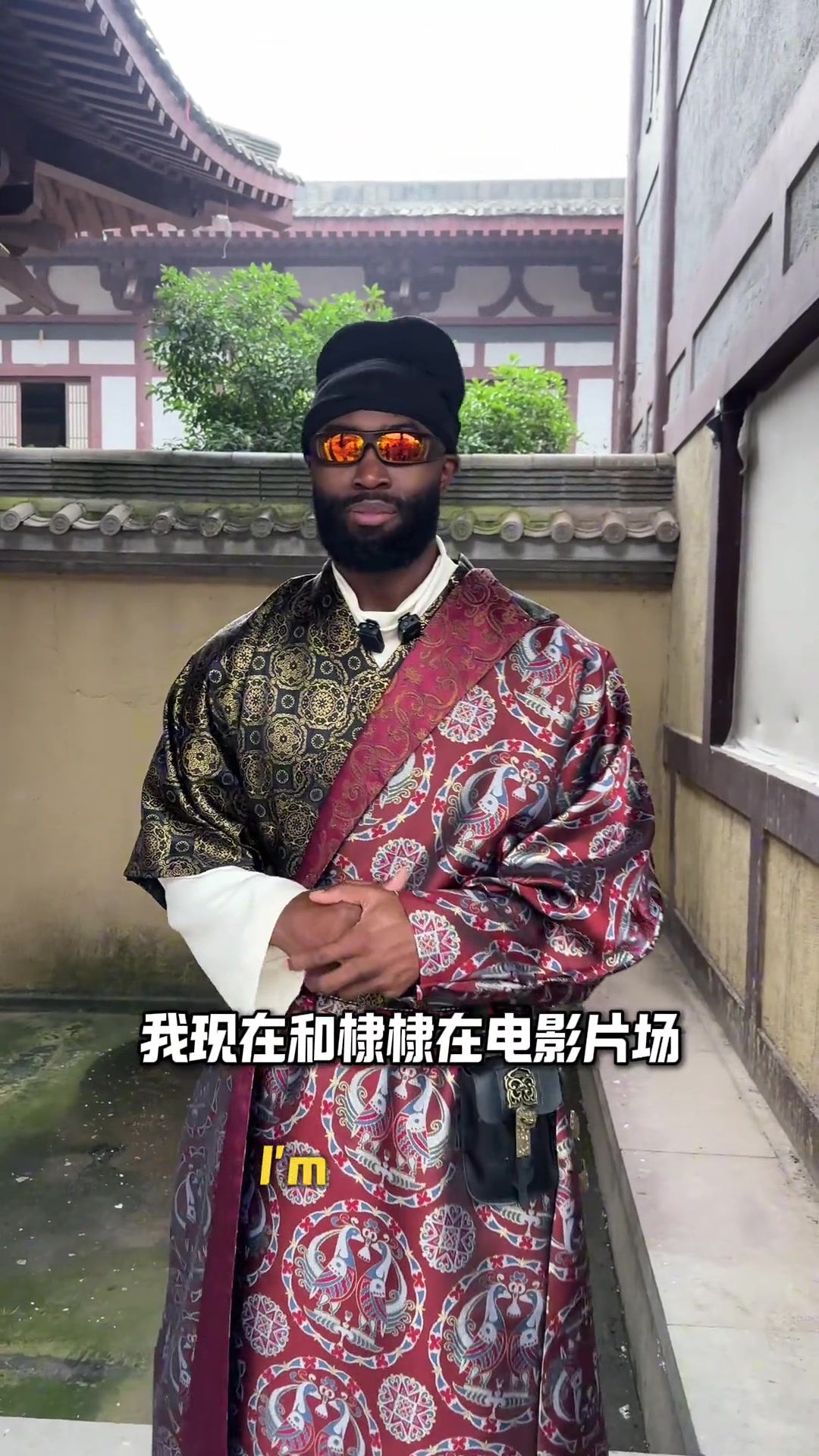 杰倫·布朗橫店古裝探班王鶴棣：?！秾㈤T(mén)獨(dú)后》收視長(zhǎng)虹